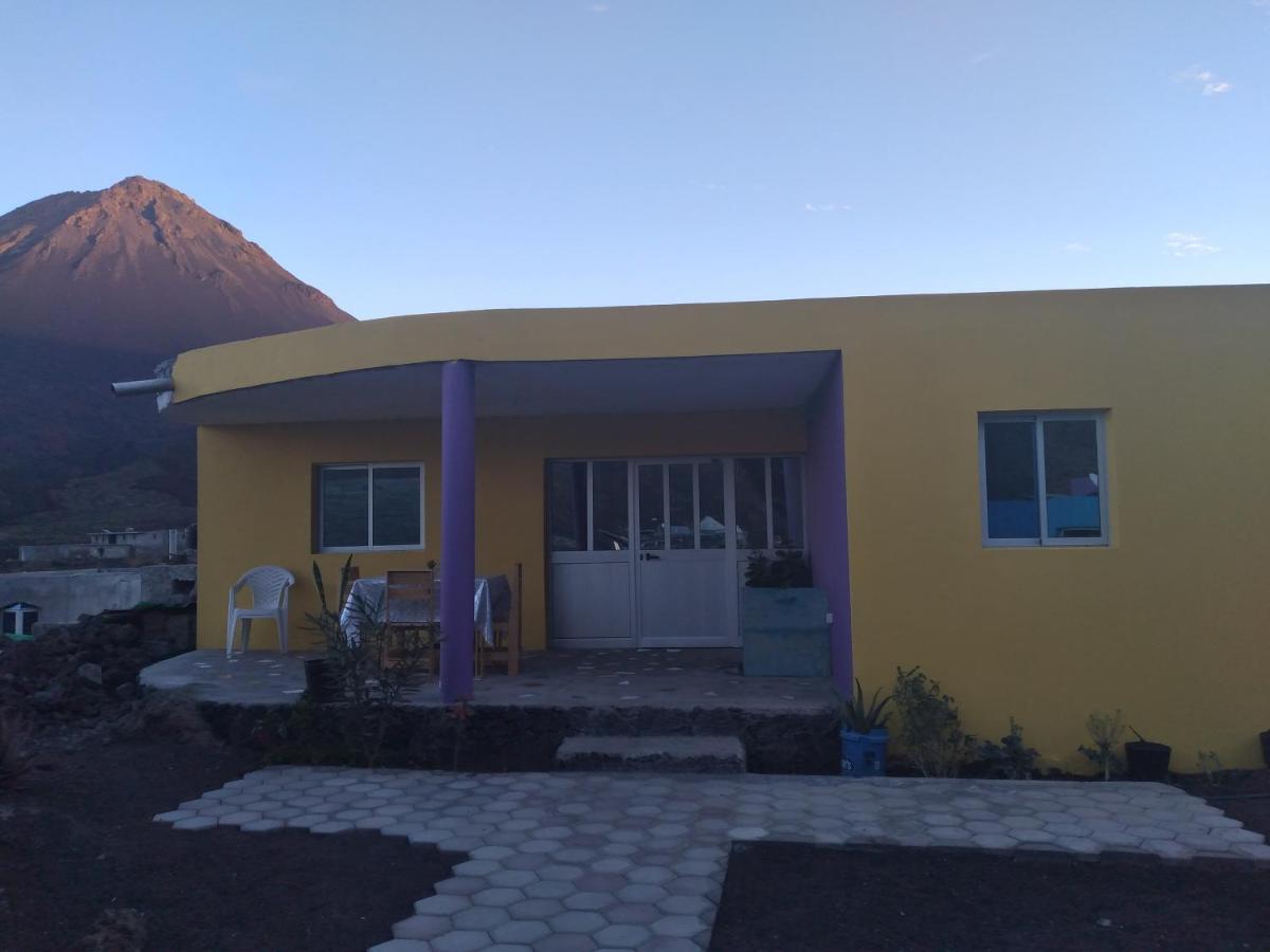 Ciza E Rose Bed & Breakfast Portela Ngoại thất bức ảnh